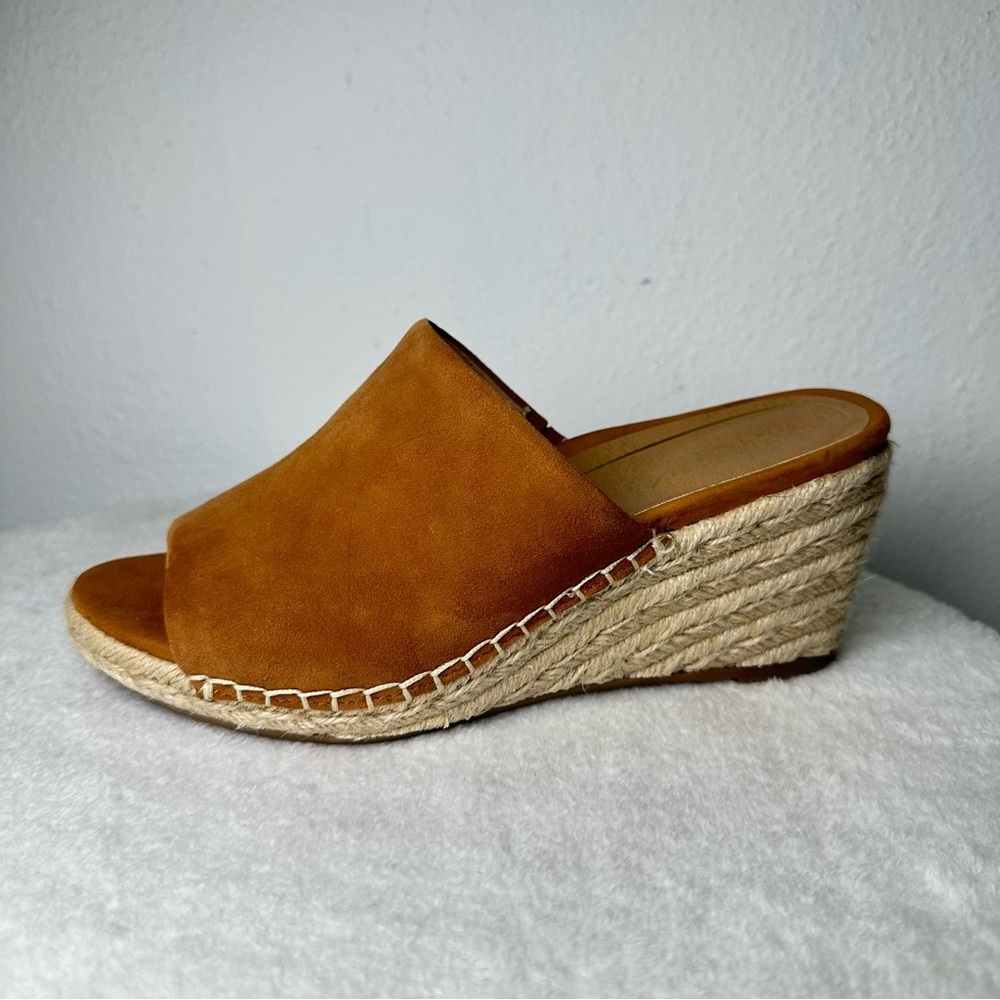 NWOB Vionic Tulum Kadyn - Women's Wedge Slip-on Sandal
Caramel - Size 7 - Picture 2 of 14